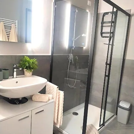 Nuovo Loft Con Terrazzo M2 Ieo Humanitas Bocconi Navigli Milão