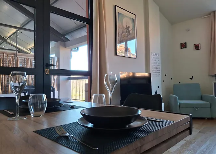 Nuovo Loft Con Terrazza, M2, Navigli, Ieo, Humanitas, Assago Skating Arena Milão